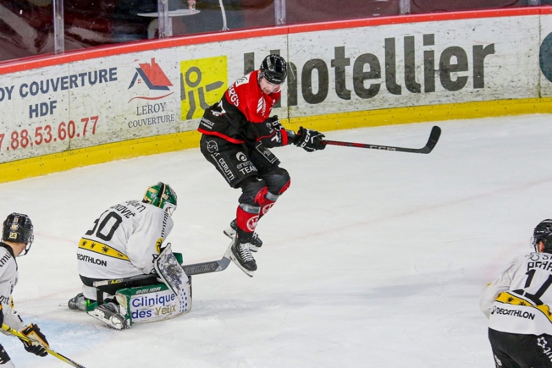 Photo hockey Ligue Magnus - Ligue Magnus - 1/4 de Finale - Match 4 : Amiens vs Rouen - Rouen prend une option dans la série. Photo hockey Ligue Magnus - Ligue Magnus - 1/4 de Finale - Match 4 : Amiens vs Rouen - Rouen prend une option dans la série.