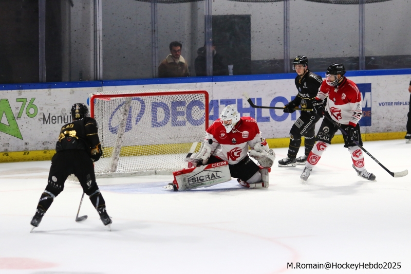 Photo hockey Ligue Magnus - Ligue Magnus - 1/4 de Finale - Match 5 : Rouen vs Amiens - Rouen trébuche, Amiens revient. Photo hockey Ligue Magnus - Ligue Magnus - 1/4 de Finale - Match 5 : Rouen vs Amiens - Rouen trébuche, Amiens revient.