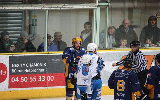 Photo hockey Ligue Magnus - Ligue Magnus : 10ème journée : Chamonix  vs Gap  - Chamonix se punit seul