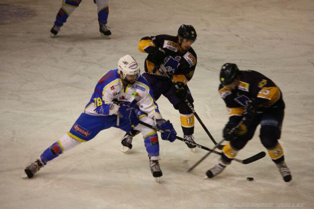 Photo hockey Ligue Magnus - Ligue Magnus : 10ème journée : Chamonix  vs Gap  - Les Chamois toujours aussi inefficaces.