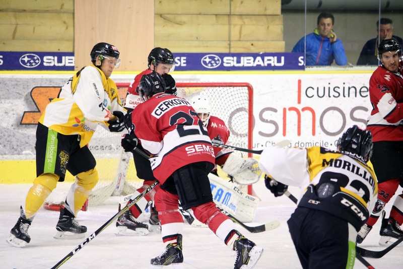 Photo hockey Ligue Magnus - Ligue Magnus : 10ème journée : Chamonix  vs Strasbourg  - Les Pionniers s’imposent au bout du suspens 