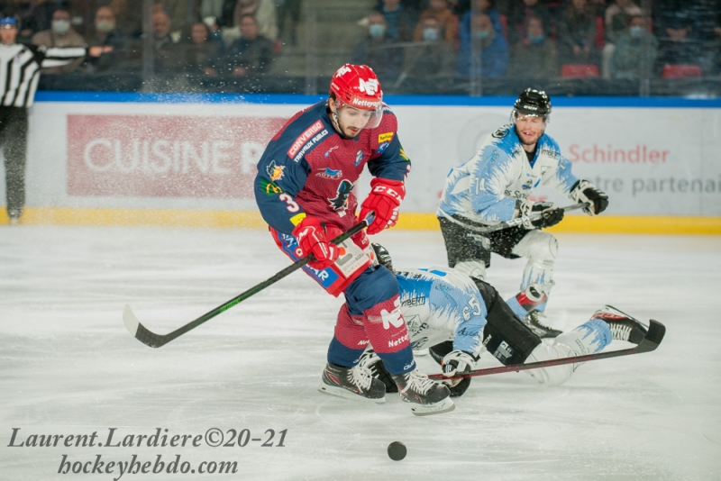 Photo hockey Ligue Magnus - Ligue Magnus : 10ème journée : Grenoble  vs Gap  - Grenoble remporte le derby face à Gap !