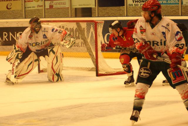 Photo hockey Ligue Magnus - Ligue Magnus : 10ème journée : Morzine-Avoriaz vs Mont-Blanc - Les Pingouins logiquement