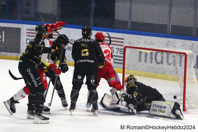 Photo hockey Ligue Magnus - Ligue Magnus : 10ème journée : Rouen vs Grenoble - Les dragons en progrès mais battus. Photo hockey Ligue Magnus - Ligue Magnus : 10ème journée : Rouen vs Grenoble - Les dragons en progrès mais battus.