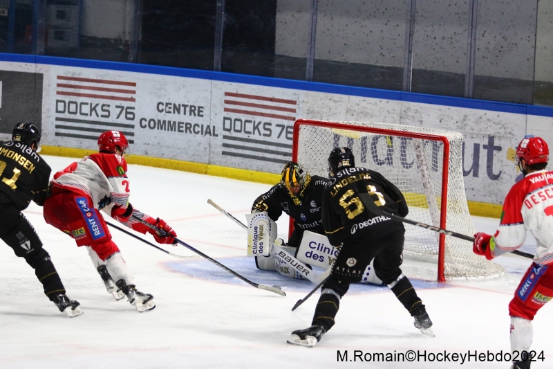 Photo hockey Ligue Magnus - Ligue Magnus : 10ème journée : Rouen vs Grenoble - Les dragons en progrès mais battus. Photo hockey Ligue Magnus - Ligue Magnus : 10ème journée : Rouen vs Grenoble - Les dragons en progrès mais battus.