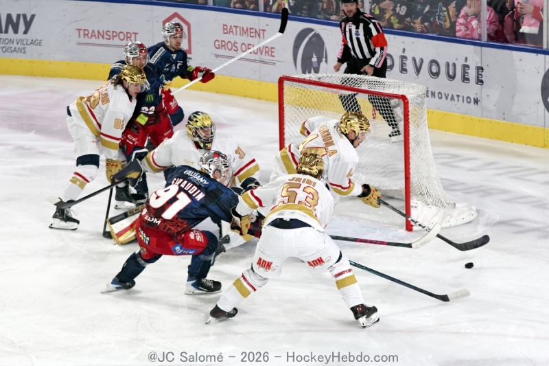 Photo hockey Ligue Magnus - Ligue Magnus : 10ème journée : Grenoble vs Nice - Grenoble écrase Nice et confirme sa domination en Magnus Photo hockey Ligue Magnus - Ligue Magnus : 10ème journée : Grenoble vs Nice - Grenoble écrase Nice et confirme sa domination en Magnus