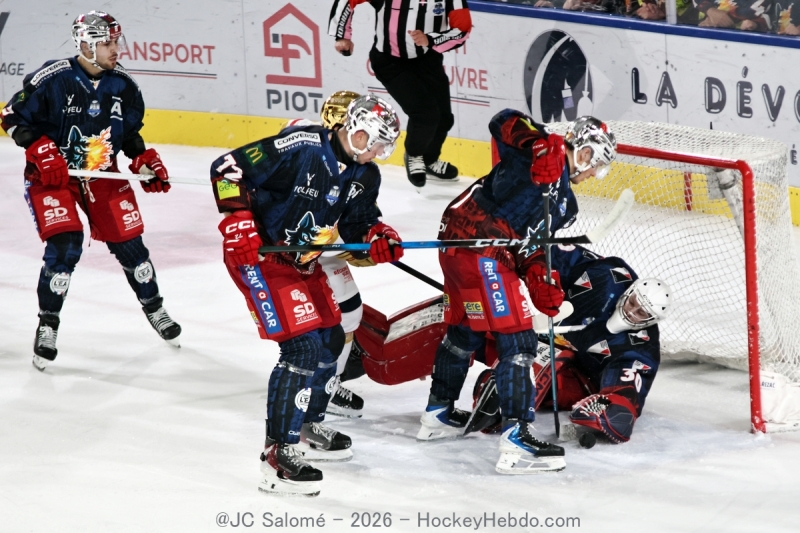 Photo hockey Ligue Magnus - Ligue Magnus : 10ème journée : Grenoble vs Nice - Grenoble écrase Nice et confirme sa domination en Magnus Photo hockey Ligue Magnus - Ligue Magnus : 10ème journée : Grenoble vs Nice - Grenoble écrase Nice et confirme sa domination en Magnus