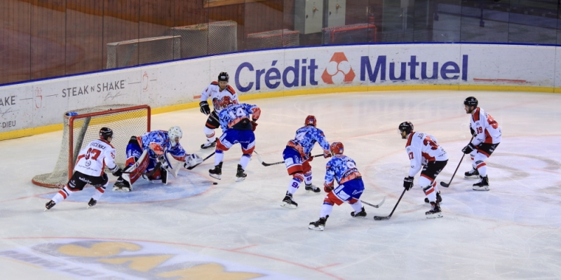 Photo hockey Ligue Magnus - Ligue Magnus : 10ème journée : Lyon vs Mulhouse - Mulhouse rend les armes Photo hockey Ligue Magnus - Ligue Magnus : 10ème journée : Lyon vs Mulhouse - Mulhouse rend les armes
