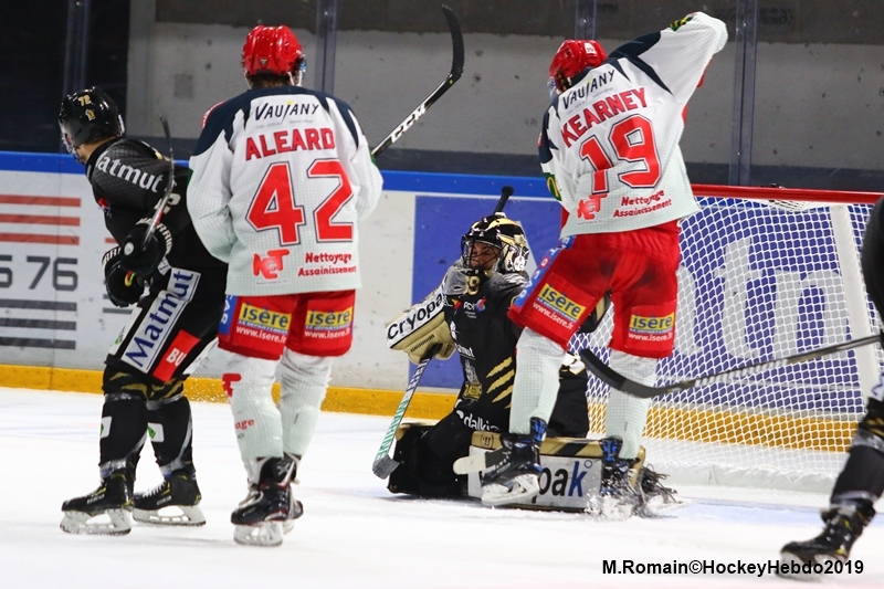 Photo hockey Ligue Magnus - Ligue Magnus : 10ème journée : Rouen vs Grenoble - LM : Rouen a failli relever le défi. Photo hockey Ligue Magnus - Ligue Magnus : 10ème journée : Rouen vs Grenoble - LM : Rouen a failli relever le défi.