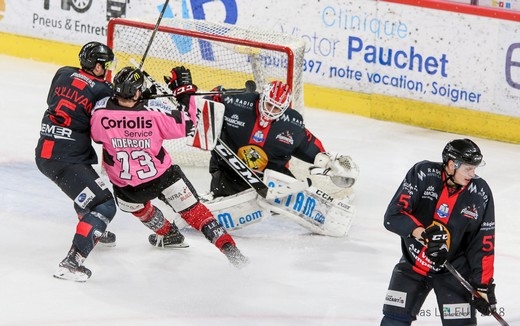 Photo hockey Ligue Magnus - Ligue Magnus : 11ème journée : Amiens  vs Chamonix  - Amiens tombe à nouveau à domicile !