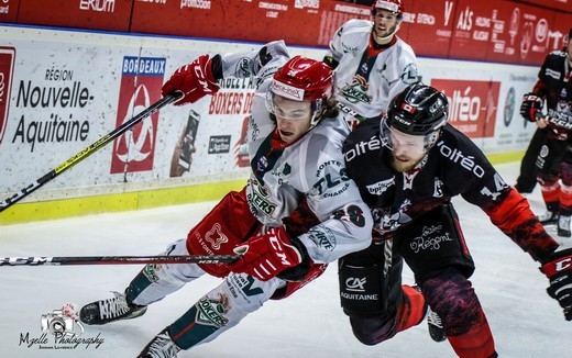 Photo hockey Ligue Magnus - Ligue Magnus : 11ème journée : Bordeaux vs Cergy-Pontoise - Cergy enchaîne à l\ Photo hockey Ligue Magnus - Ligue Magnus : 11ème journée : Bordeaux vs Cergy-Pontoise - Cergy enchaîne à l\