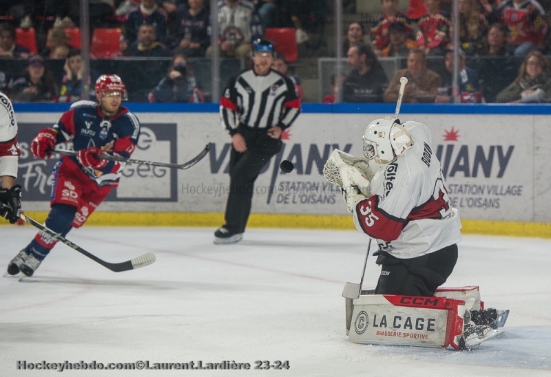 Photo hockey Ligue Magnus - Ligue Magnus : 11ème journée : Grenoble  vs Bordeaux - Grenoble, porté par sa première ligne canadienne !