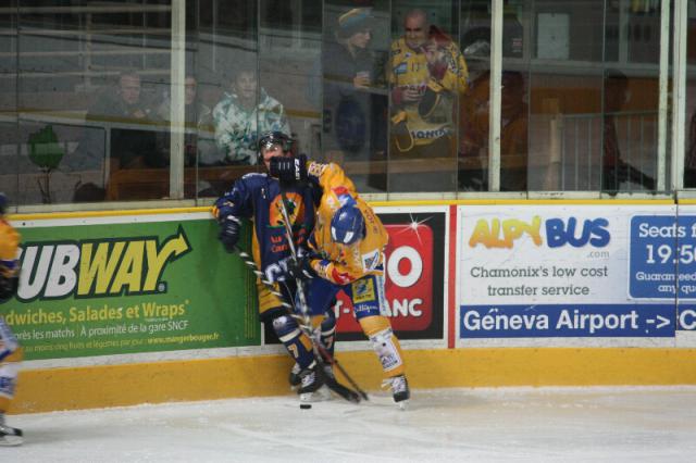 Photo hockey Ligue Magnus - Ligue Magnus : 12ème journée : Chamonix  vs Dijon  - Entre Réalisme et Inefficacité…