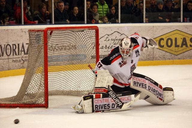 Photo hockey Ligue Magnus - Ligue Magnus : 12ème journée : Morzine-Avoriaz vs Bordeaux - Les Pingouins en laisse face aux Boxers