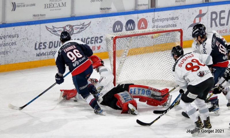 Photo hockey Ligue Magnus - Ligue Magnus : 12ème journée : Angers  vs Chamonix  - Victoire d\
