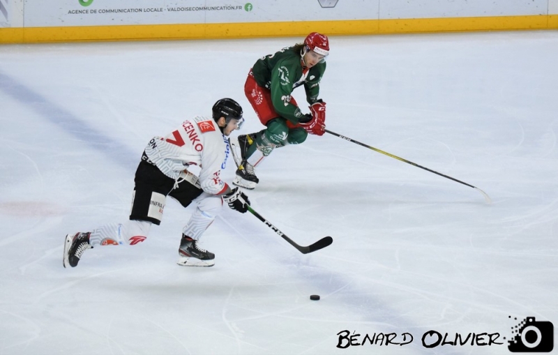 Photo hockey Ligue Magnus - Ligue Magnus : 12ème journée : Cergy-Pontoise vs Amiens  - Victoire des Jokers face aux Gothiques