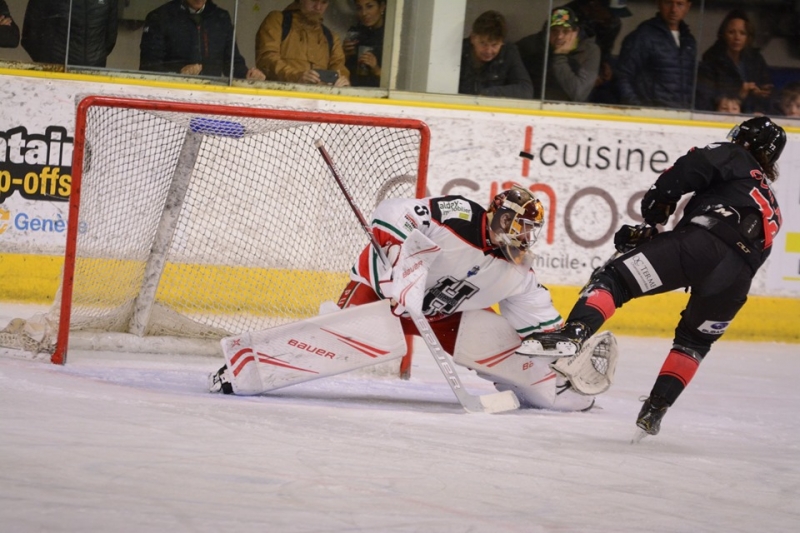 Photo hockey Ligue Magnus - Ligue Magnus : 13ème journée : Chamonix  vs Anglet - Enfin 3 points pour les Pionniers