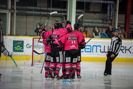 Photo hockey Ligue Magnus - Ligue Magnus : 13ème journée : Chamonix  vs Anglet - Les Pionniers voient la vie en rose