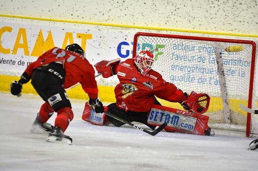 Photo hockey Ligue Magnus - Ligue Magnus : 13ème journée : Chamonix  vs Cergy-Pontoise - Rude final à Chamonix !