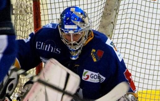 Photo hockey Ligue Magnus - Ligue Magnus : 14ème journée : Dijon  vs Rouen - Dur combat