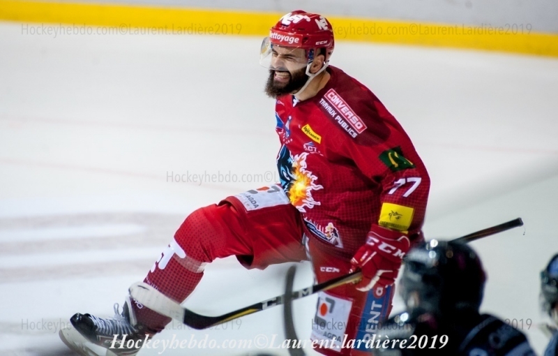 Photo hockey Ligue Magnus - Ligue Magnus : 14ème journée : Grenoble vs Angers - Un match au sommet ! Photo hockey Ligue Magnus - Ligue Magnus : 14ème journée : Grenoble vs Angers - Un match au sommet !