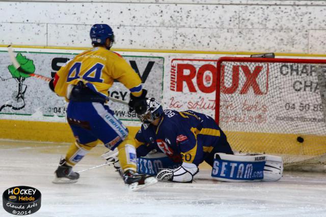 Photo hockey Ligue Magnus - Ligue Magnus : 15ème journée : Chamonix  vs Dijon  - Infranchissable Buysse !
