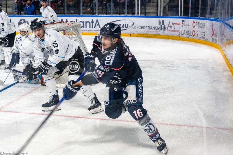 Photo hockey Ligue Magnus - Ligue Magnus : 15ème journée : Angers vs Marseille - Un week-end à six points ! Photo hockey Ligue Magnus - Ligue Magnus : 15ème journée : Angers vs Marseille - Un week-end à six points !