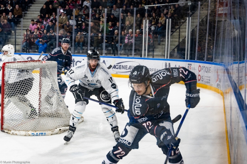 Photo hockey Ligue Magnus - Ligue Magnus : 15ème journée : Angers vs Marseille - Un week-end à six points ! Photo hockey Ligue Magnus - Ligue Magnus : 15ème journée : Angers vs Marseille - Un week-end à six points !
