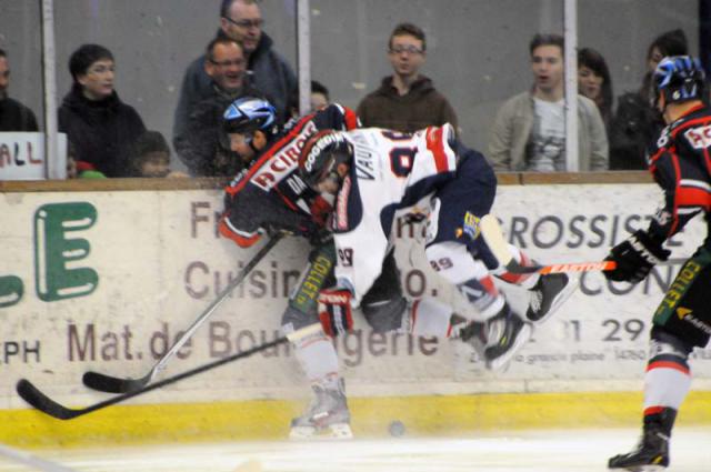 Photo hockey Ligue Magnus - Ligue Magnus : 16ème journée : Caen  vs Grenoble  - Grenoble renoue avec la victoire