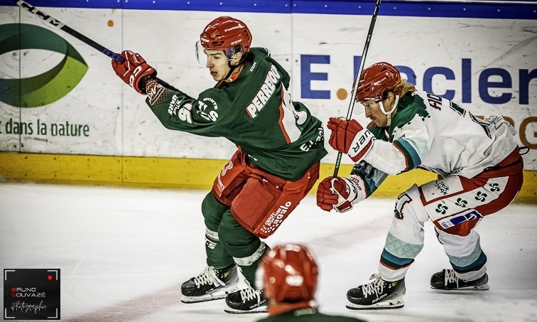 Photo hockey Ligue Magnus - Ligue Magnus : 16ème journée : Cergy-Pontoise vs Anglet - Anglet aborde la trêve sur une bonne note face à Cergy Photo hockey Ligue Magnus - Ligue Magnus : 16ème journée : Cergy-Pontoise vs Anglet - Anglet aborde la trêve sur une bonne note face à Cergy