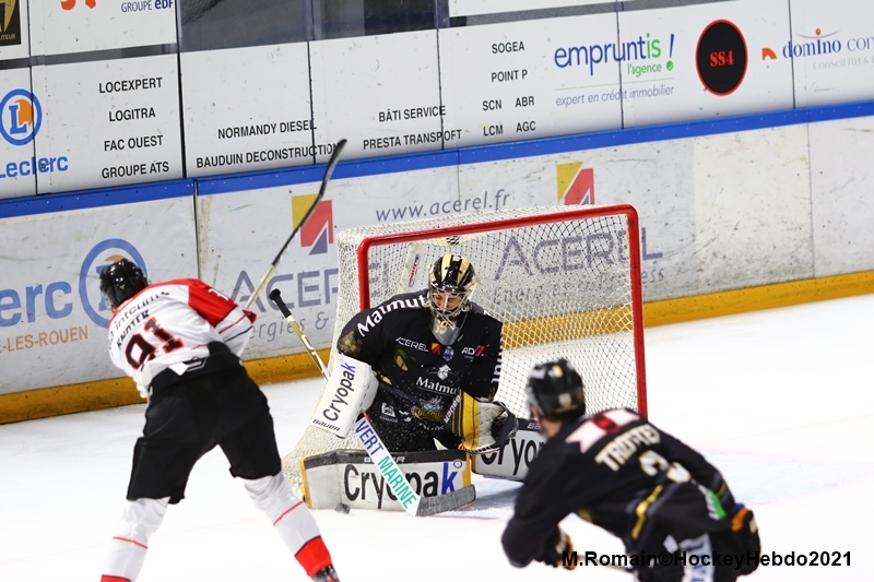 Photo hockey Ligue Magnus - Ligue Magnus : 16ème journée : Rouen vs Nice - Le dragon domine l\ Photo hockey Ligue Magnus - Ligue Magnus : 16ème journée : Rouen vs Nice - Le dragon domine l\