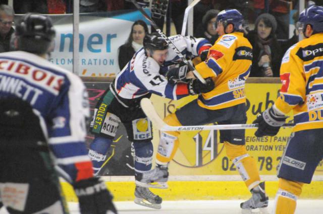 Photo hockey Ligue Magnus - Ligue Magnus : 17ème journée  : Caen  vs Dijon  - Dijon se rassure