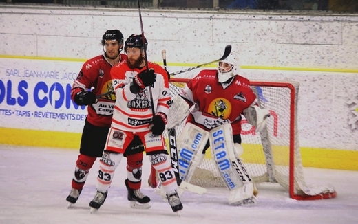 Photo hockey Ligue Magnus - Ligue Magnus : 17ème journée : Chamonix vs Bordeaux - Les Pionniers ont résisté Photo hockey Ligue Magnus - Ligue Magnus : 17ème journée : Chamonix vs Bordeaux - Les Pionniers ont résisté