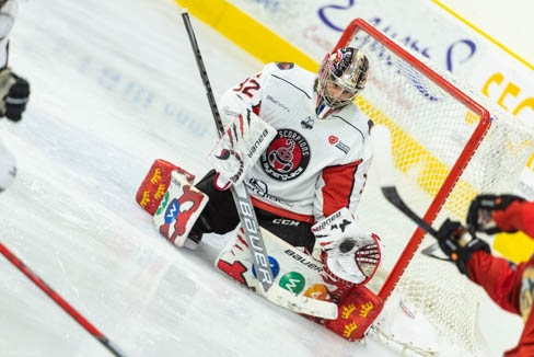 Photo hockey Ligue Magnus - Ligue Magnus : 17ème journée : Chamonix  vs Mulhouse - Papillon neutralise les Pionniers