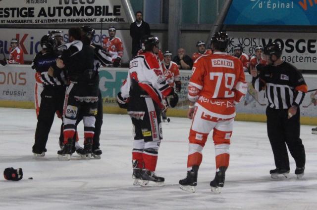Photo hockey Ligue Magnus - Ligue Magnus : 17ème journée : Epinal  vs Bordeaux - Les Boxers toujours au sommet