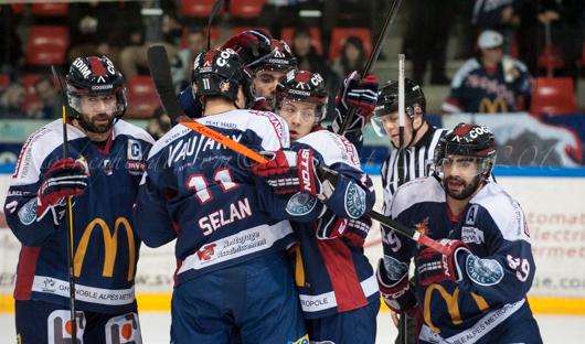 Photo hockey Ligue Magnus - Ligue Magnus : 17ème journée : Grenoble  vs Gap  - Non sans peine !