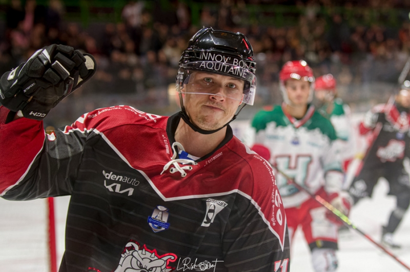 Photo hockey Ligue Magnus - Ligue Magnus : 18ème journée : Bordeaux vs Anglet - Bordeaux double la mise dans le derby du Sud-Ouest ! Photo hockey Ligue Magnus - Ligue Magnus : 18ème journée : Bordeaux vs Anglet - Bordeaux double la mise dans le derby du Sud-Ouest !