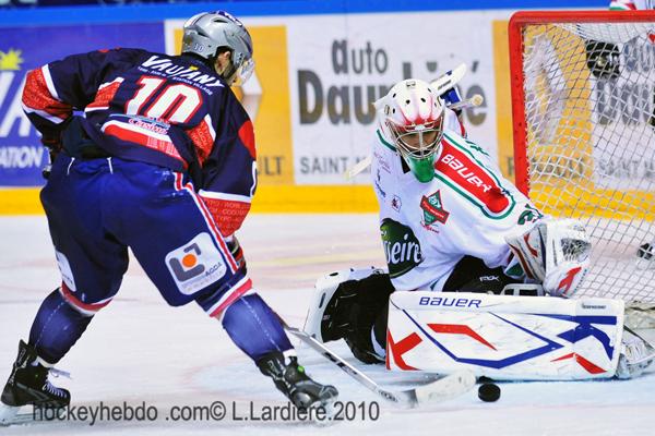 Photo hockey Ligue Magnus - Ligue Magnus : 18ème journée : Grenoble  vs Mont-Blanc - Service minimum à Grenoble