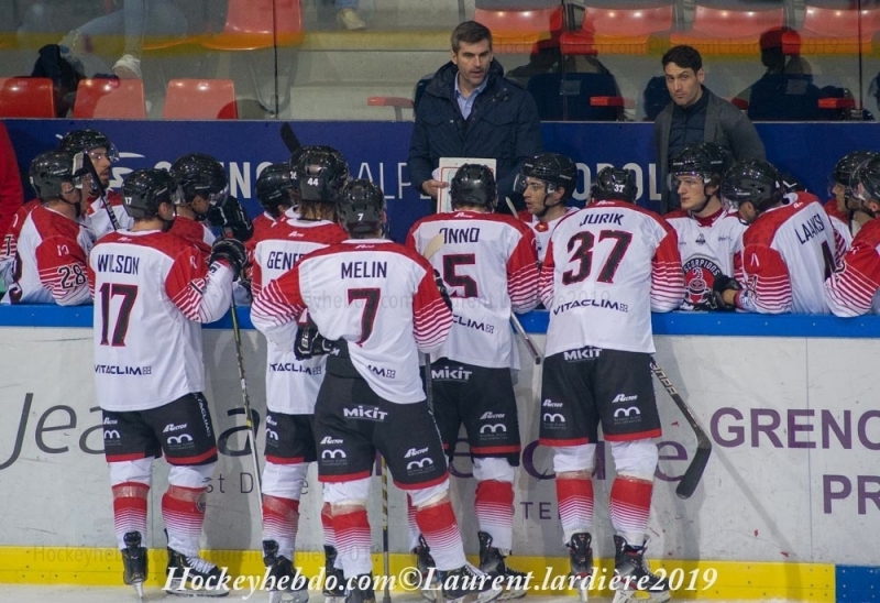 Photo hockey Ligue Magnus - Ligue Magnus : 18ème journée : Grenoble  vs Mulhouse - Pluie de pénalités et de buts à Pôle Sud