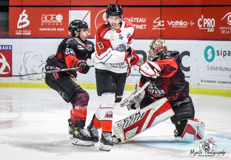 Photo hockey Ligue Magnus - Ligue Magnus : 18ème journée : Bordeaux vs Nice - Les Boxers frappent trois fois ! Photo hockey Ligue Magnus - Ligue Magnus : 18ème journée : Bordeaux vs Nice - Les Boxers frappent trois fois !