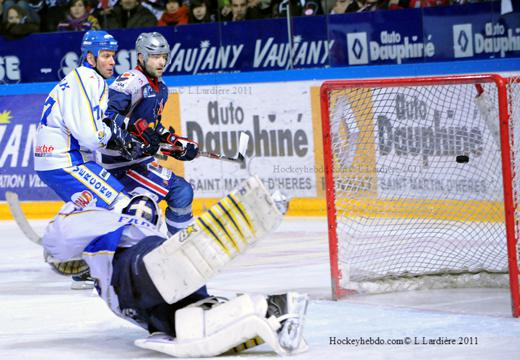 Photo hockey Ligue Magnus - Ligue Magnus : 18ème journée : Grenoble vs Villard-de-Lans - Grenoble en service minimum ! Photo hockey Ligue Magnus - Ligue Magnus : 18ème journée : Grenoble vs Villard-de-Lans - Grenoble en service minimum !