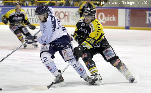 Photo hockey Ligue Magnus - Ligue Magnus : 19ème journée : Rouen vs Angers  - Rouen au forceps