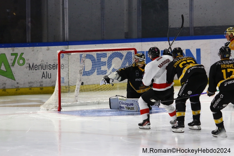 Photo hockey Ligue Magnus - Ligue Magnus : 19ème journée : Rouen vs Chamonix  - Les dragons largement récompensés.