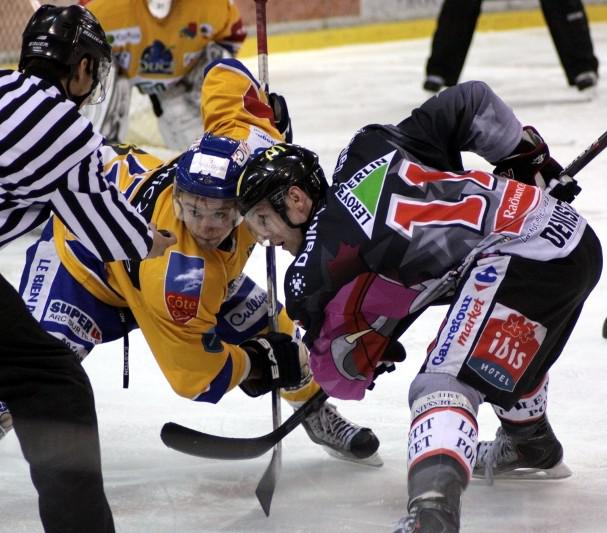 Photo hockey Ligue Magnus - Ligue Magnus : 19ème journée : Amiens  vs Dijon  - Ça pique pour Dijon...