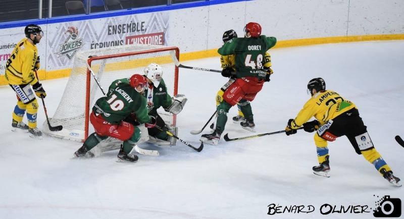 Photo hockey Ligue Magnus - Ligue Magnus : 19ème journée : Cergy-Pontoise vs Rouen - Les Dragons dominent les Jokers. Photo hockey Ligue Magnus - Ligue Magnus : 19ème journée : Cergy-Pontoise vs Rouen - Les Dragons dominent les Jokers.