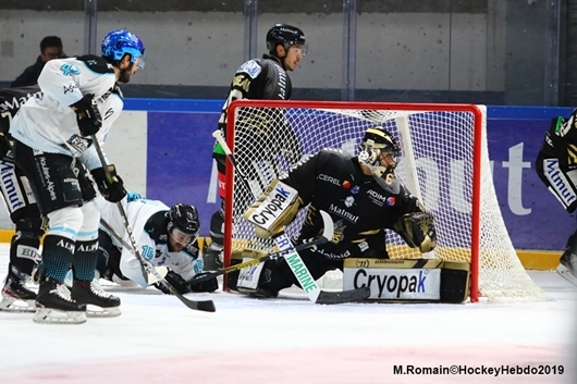 Photo hockey Ligue Magnus - Ligue Magnus : 19ème journée : Rouen vs Gap - Un Dragon en voie de guérison Photo hockey Ligue Magnus - Ligue Magnus : 19ème journée : Rouen vs Gap - Un Dragon en voie de guérison