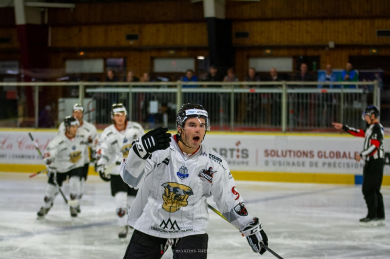 Photo hockey Ligue Magnus - Ligue Magnus : 1ère journée : Chamonix  vs Gap  - Un match à rebondissements