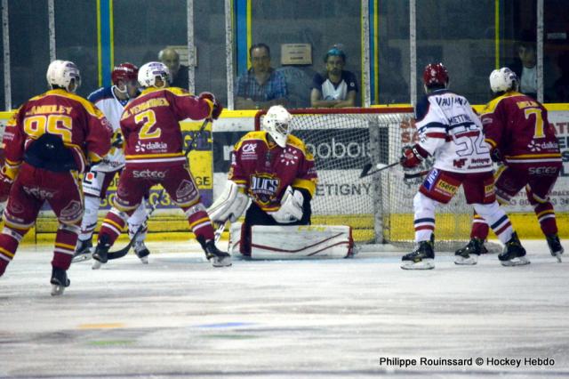 Photo hockey Ligue Magnus - Ligue Magnus : 1ère journée : Dijon  vs Grenoble  - Rien ne sert de courir il faut partir à point