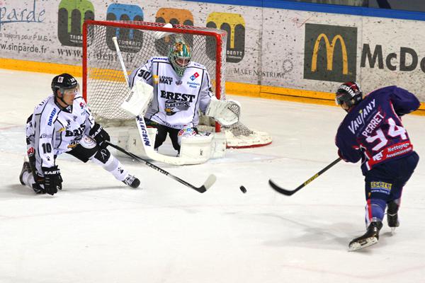 Photo hockey Ligue Magnus - Ligue Magnus : 1ère journée : Grenoble  vs Brest  - Victoire logique des BDL
