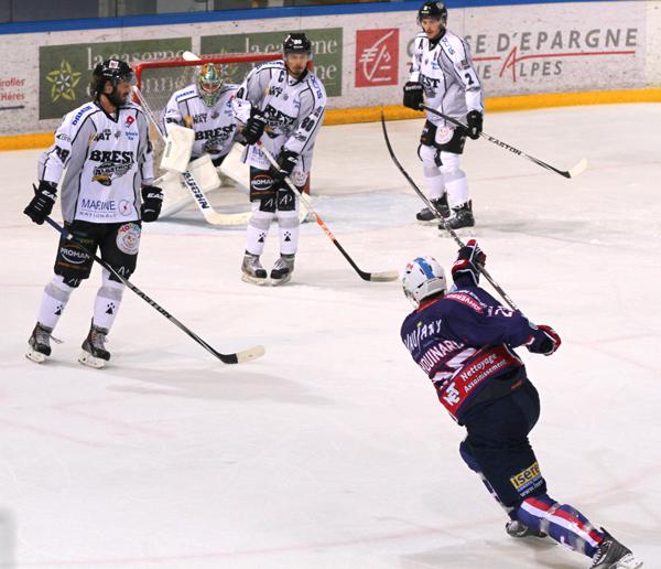 Photo hockey Ligue Magnus - Ligue Magnus : 1ère journée : Grenoble  vs Brest  - Victoire logique des BDL